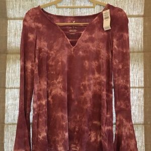 American Eagle reddish-purple tie dye shirt NWT!